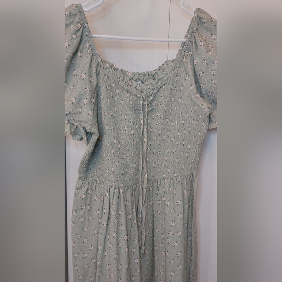 AUW Fit & Flare Green Floral Peasant Babydoll Dress Size 1X Rouching Ruffle Boho - Picture 4 of 11